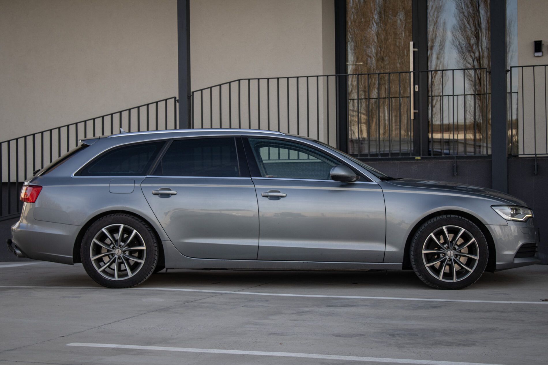 Audi A6 Avant - fotka 4