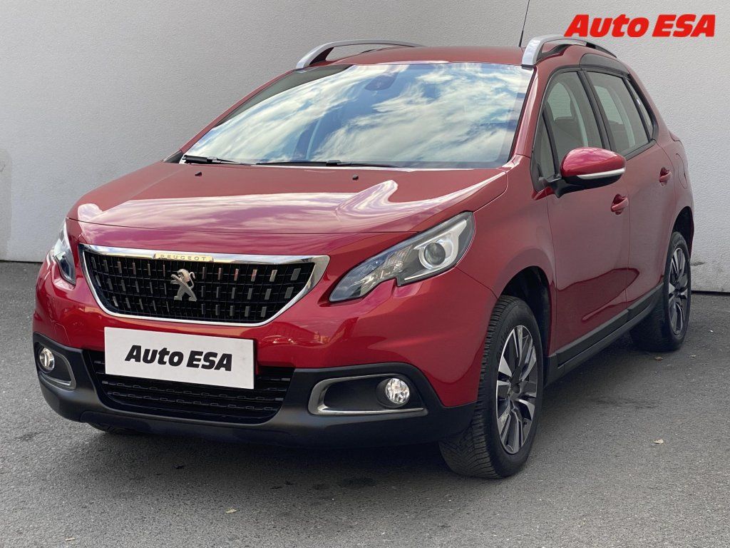 Peugeot 2008, 1.2 PT,ČR,Allure - fotka 3