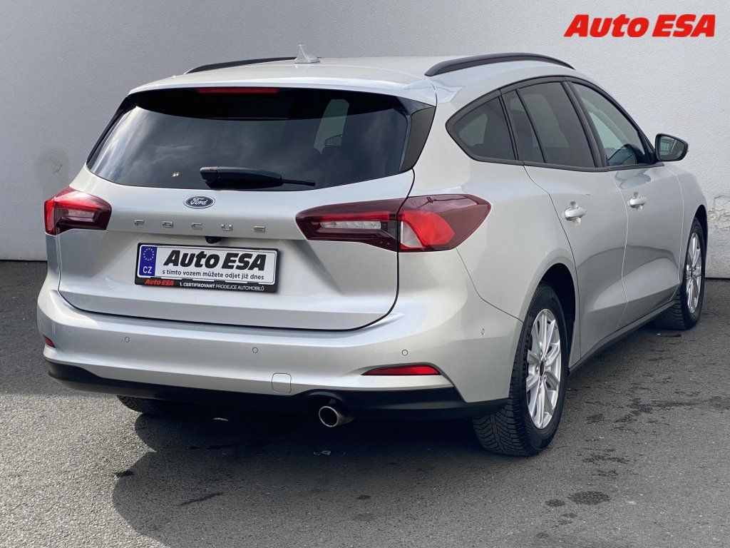 Ford Focus, 1.5 TDCi,Trend Plus,LED - fotka 4