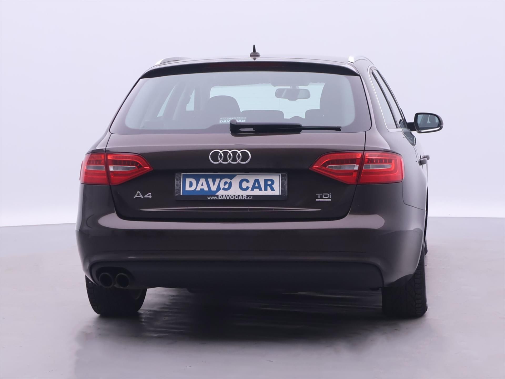Audi A4, 2,0 TDI 110kW quattro Aut.klim - fotka 6