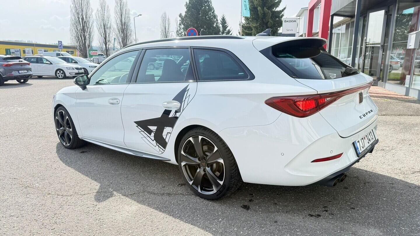 Cupra Leon, SP VZ 2.0 TSI 4WD 228 kW - fotka 6