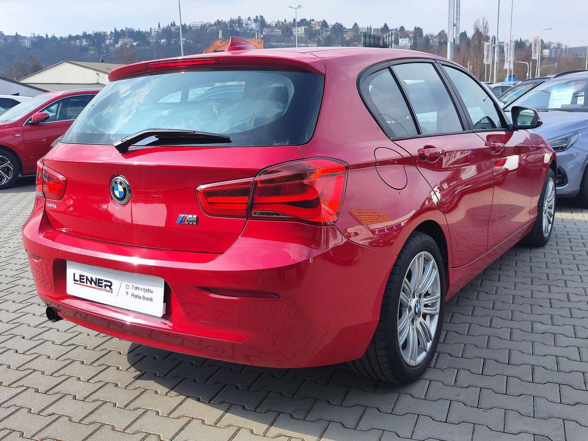 BMW Řada 1, 118i Advantage ČR - fotka 5