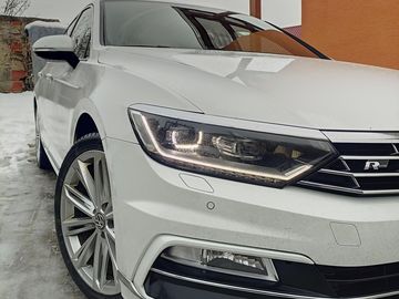 VW Passat B8 R-line TOP stav