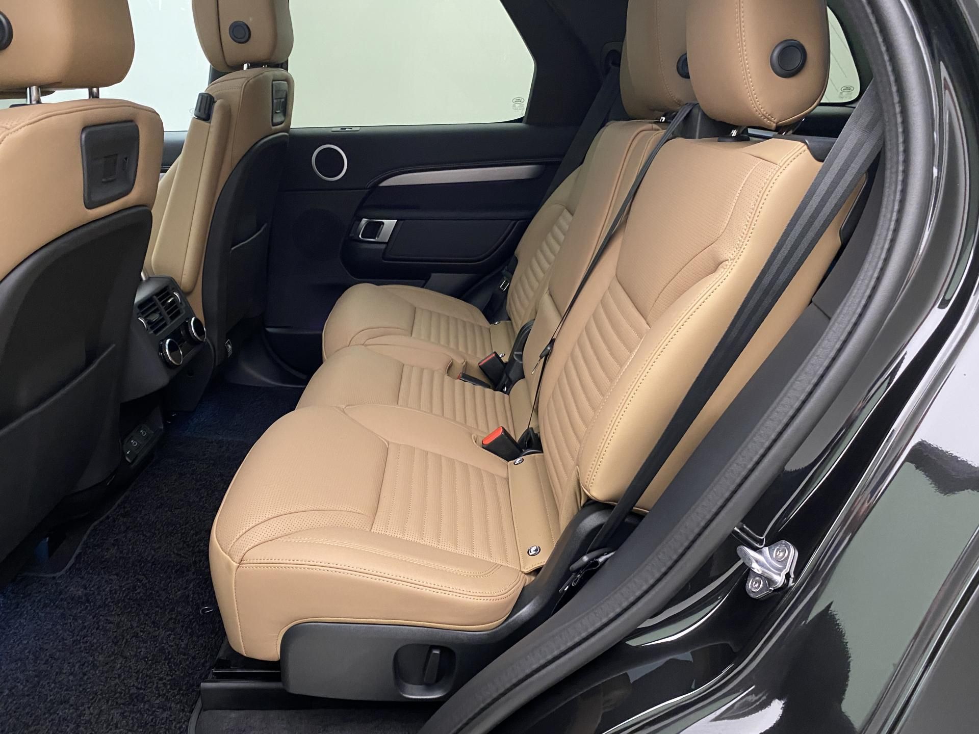 Land Rover Discovery, D350 Dynamic HSE AWD AUT - fotka 6