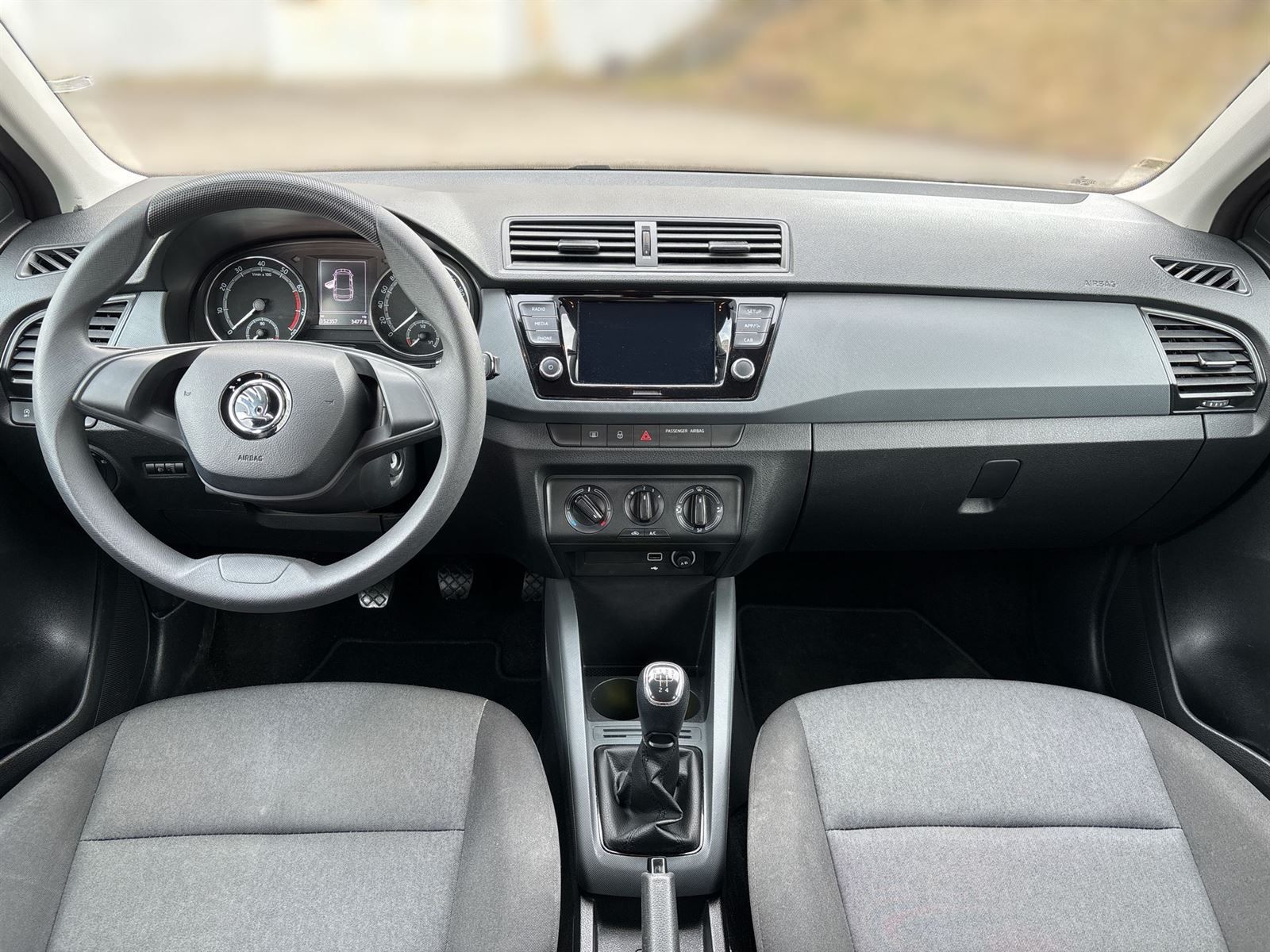 Škoda Fabia, Combi Tour 1.0 TSI Active - fotka 5