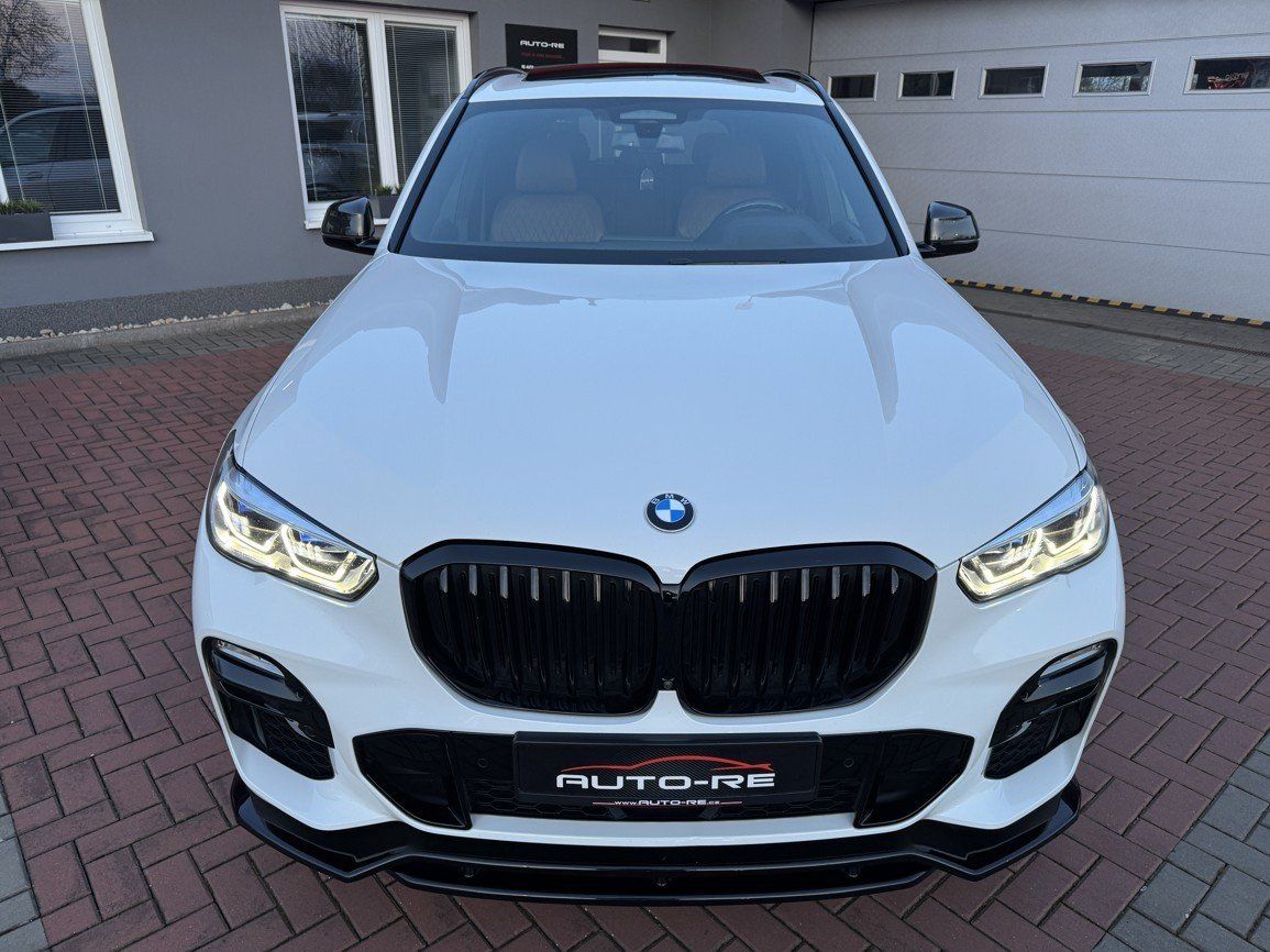 BMW X5, M50i Ad.LED Vzduch Pano Kamera - fotka 5