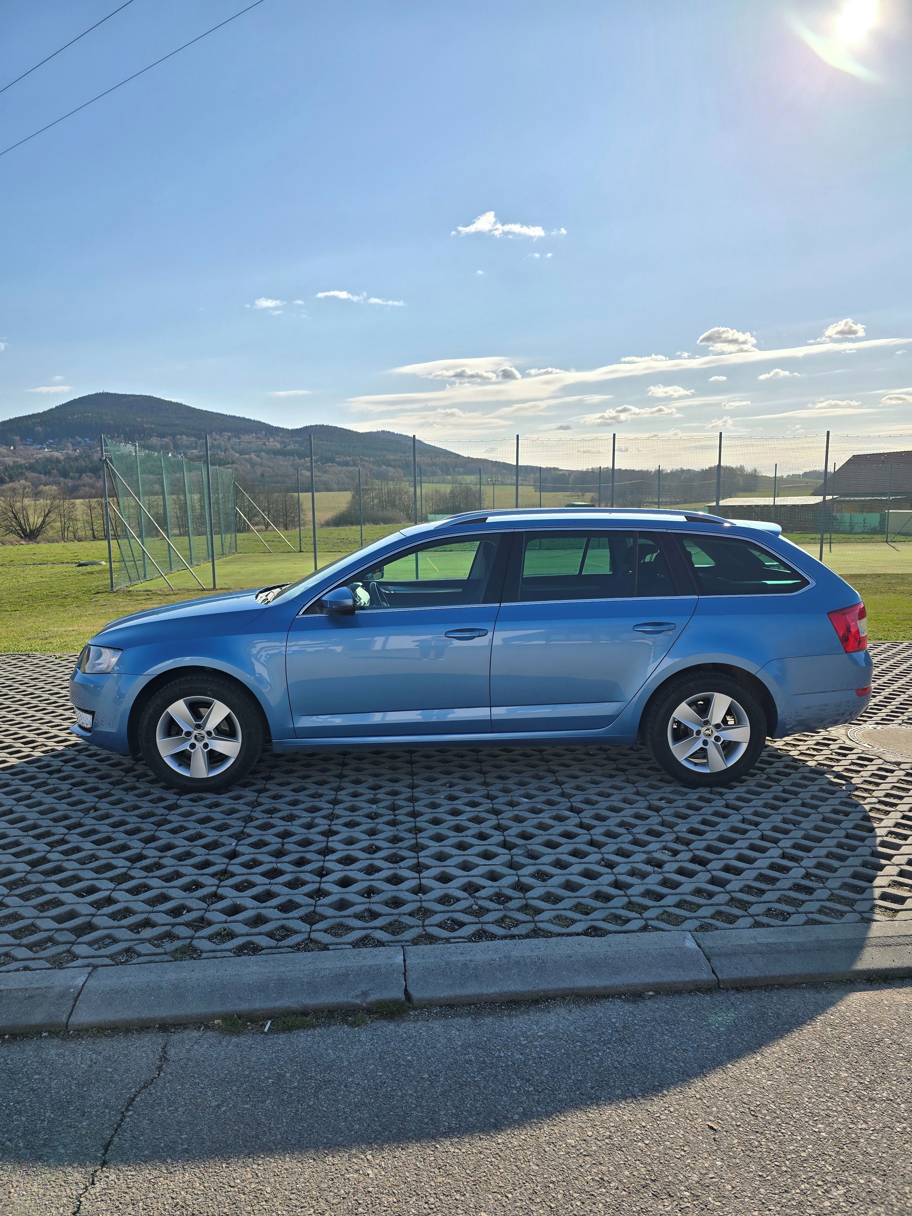 Škoda Octavia, 1.2 TSI Combi ----Prodáno----- - fotka 4