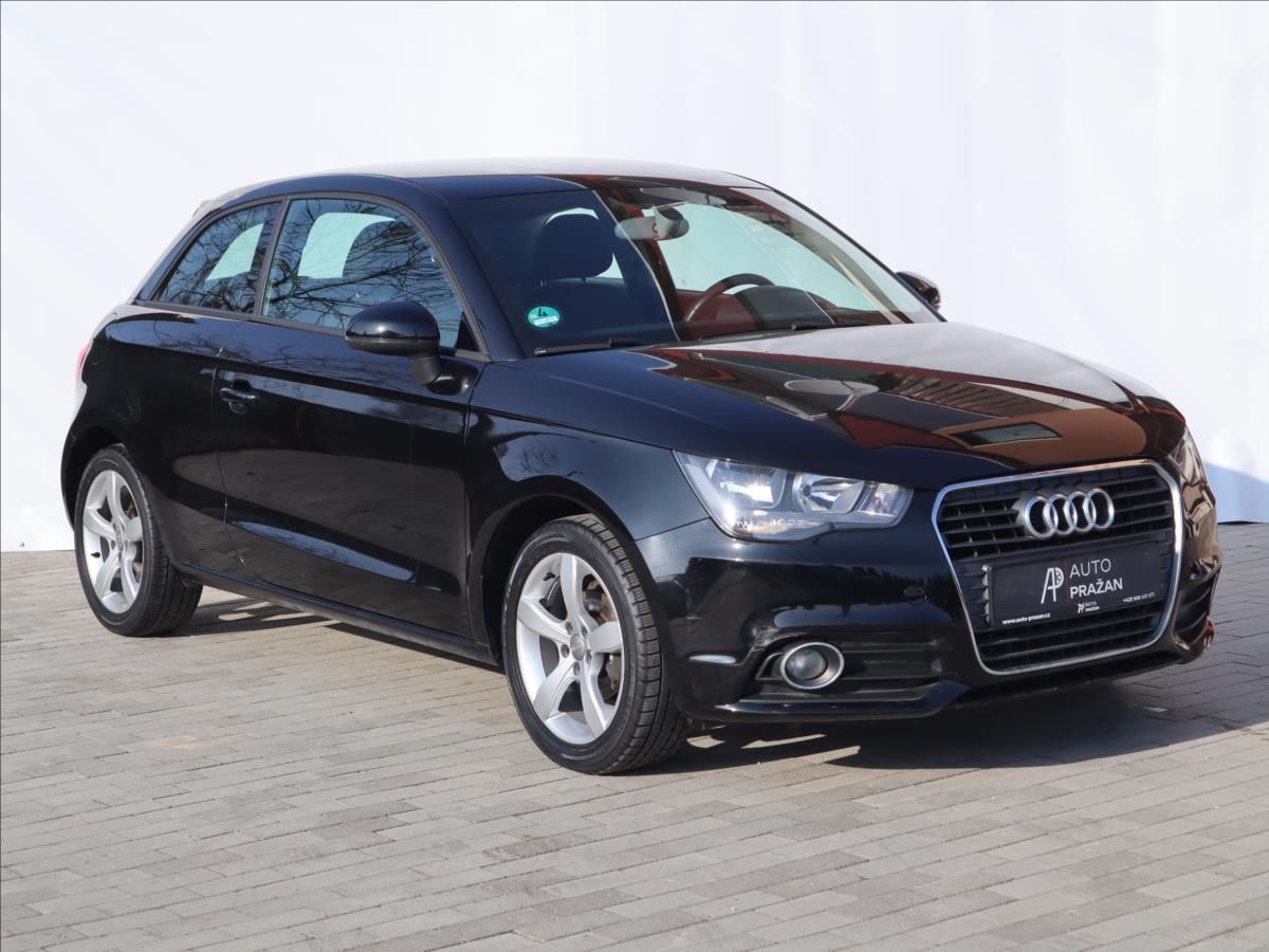 Audi A1, 1,2 TSi MMI Výhřivané sedadla