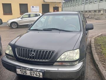 300