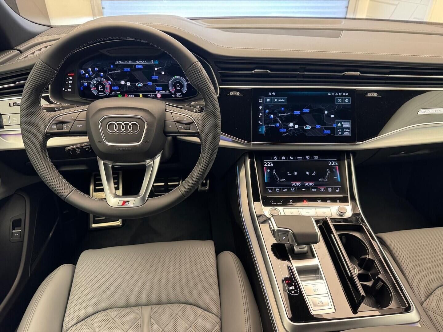 Audi Q8, SUV 50 TDI quattro 210 kW - fotka 5