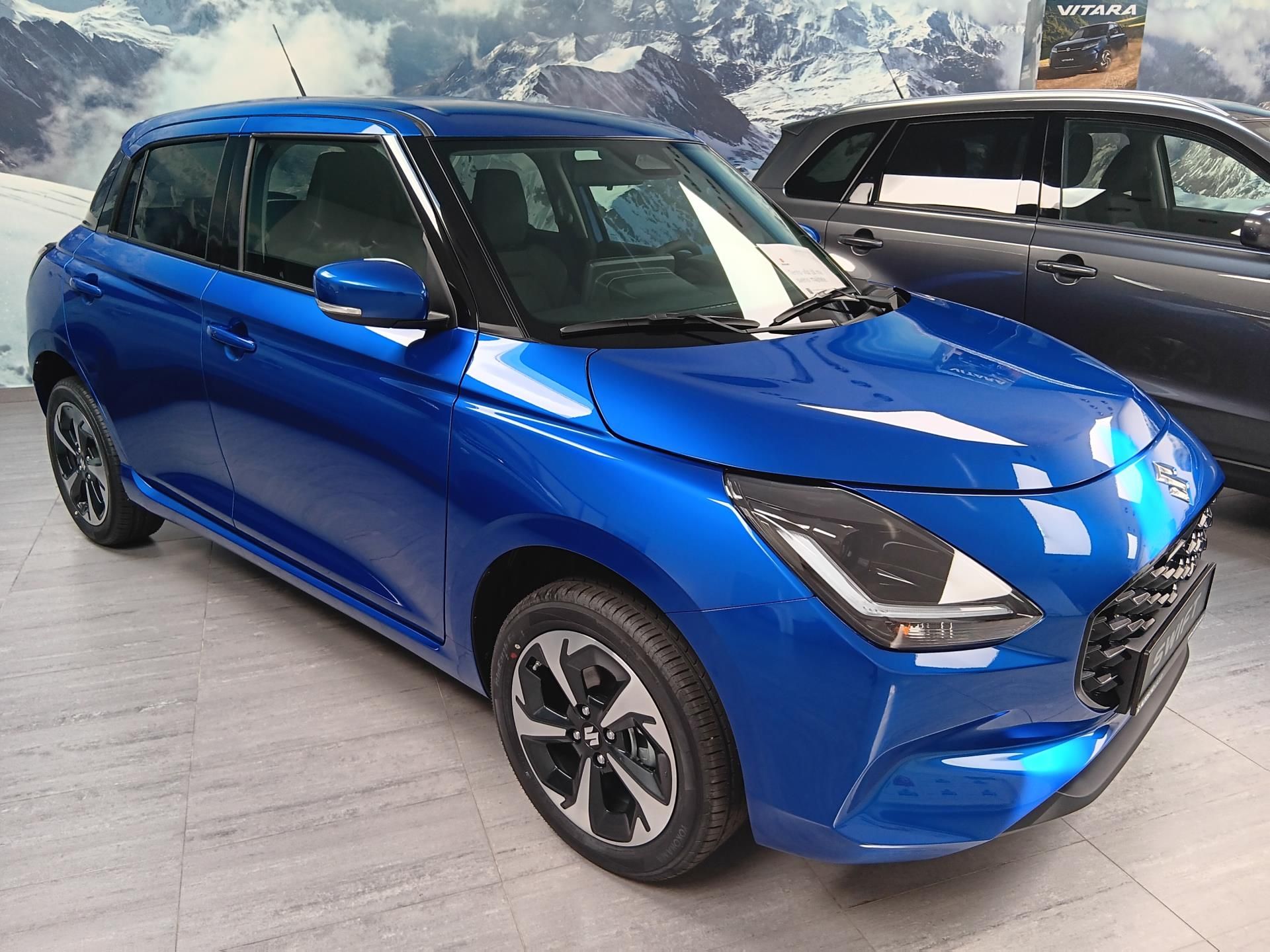 Suzuki Swift, ELEGANCE 1.2 HYBRID M/T 4x4 - fotka 3