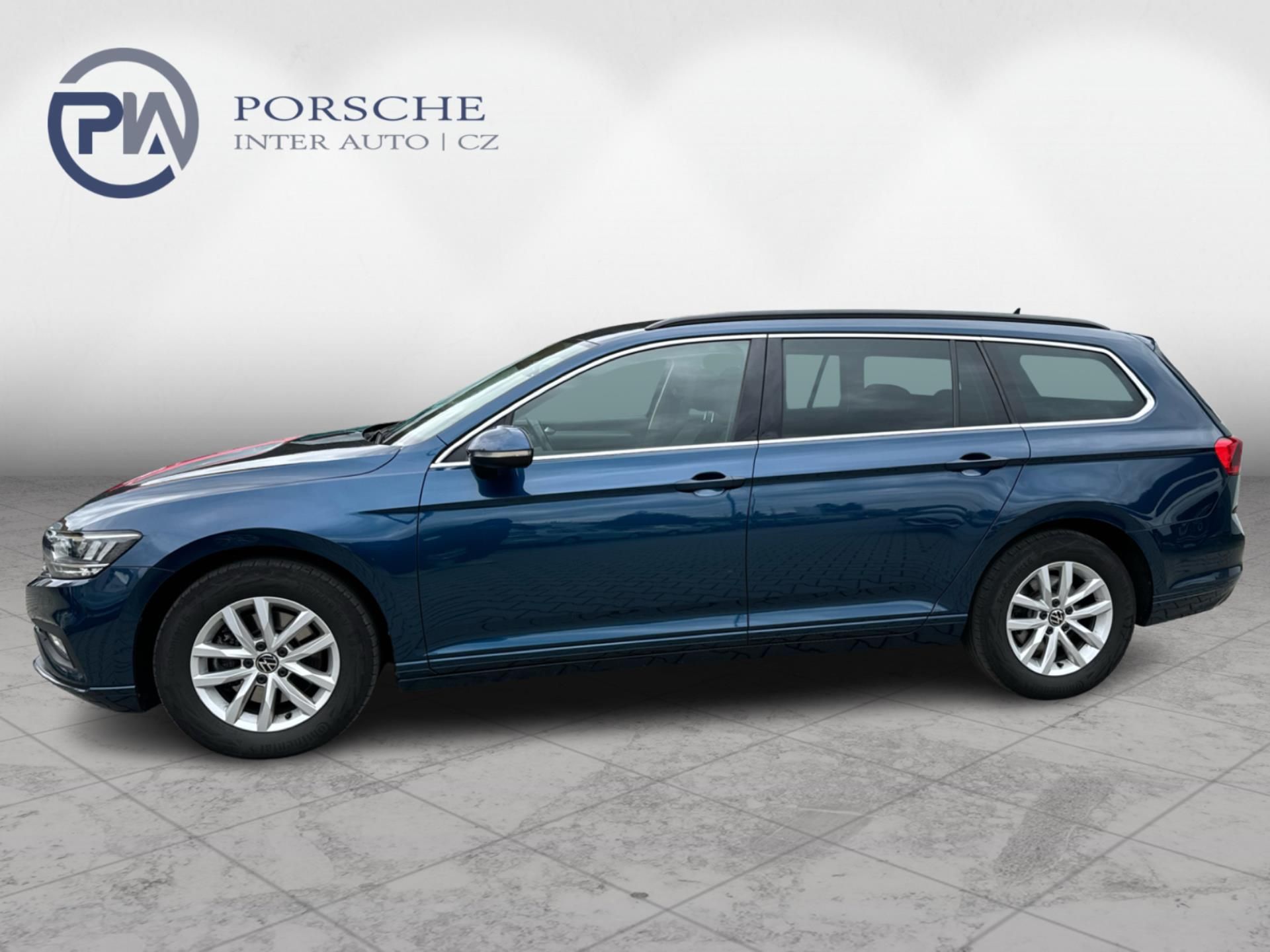 Volkswagen Passat Variant, 2,0TDi 110kW BUSINESS PREMIUM - fotka 3