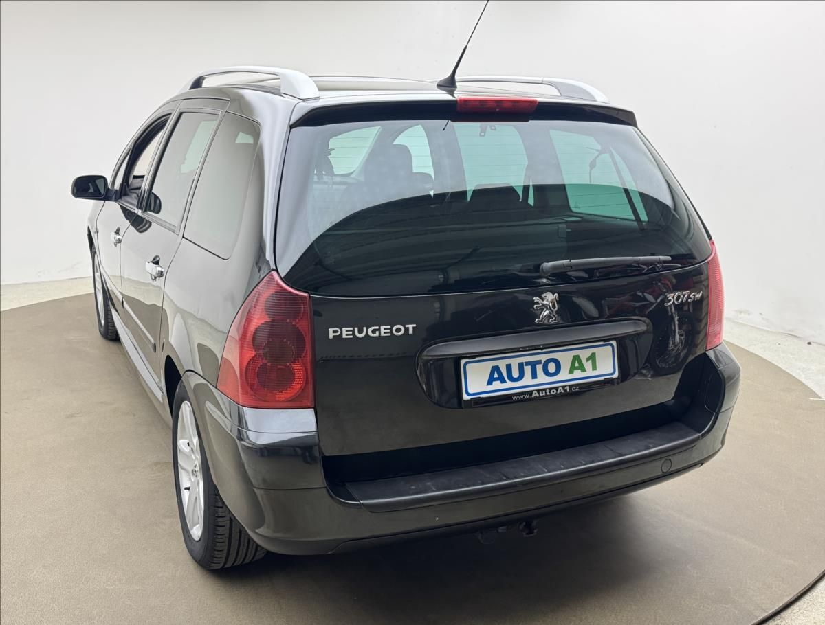 Peugeot 307, 2,0 HDi 79kW KLIMA ALU TAŽNÉ - fotka 6