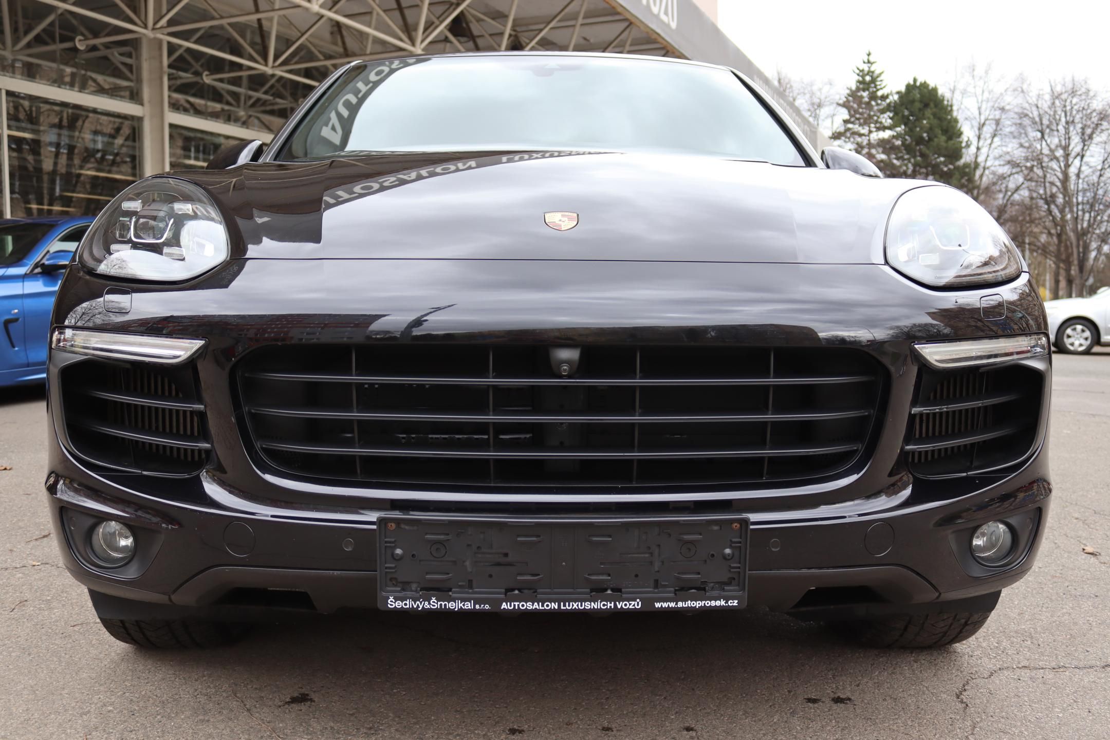 Porsche Cayenne, S DIESEL 4.2 V8 283kW 4X4 DPH - fotka 3