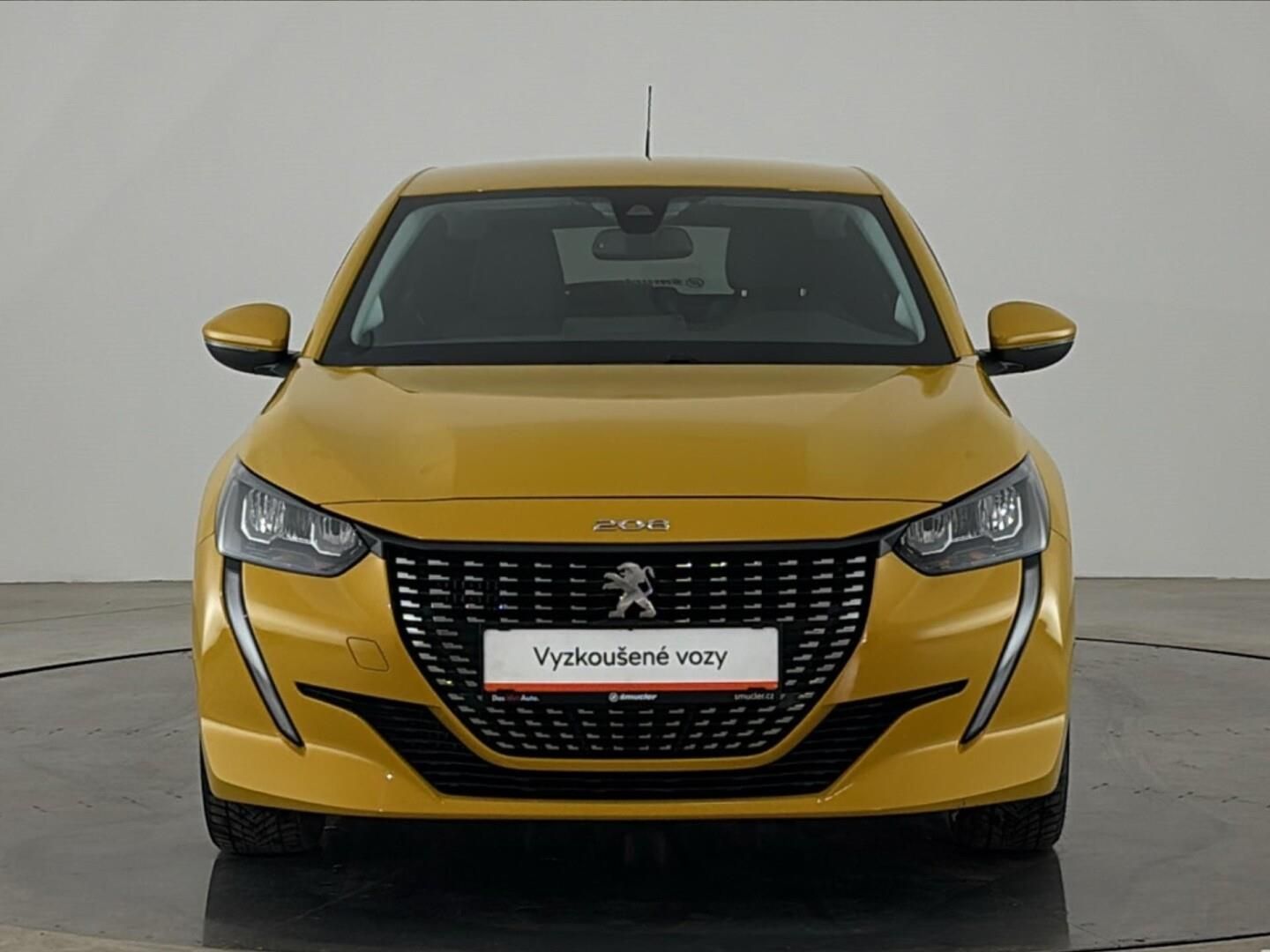 Peugeot 208, 1.2 PureTech / 74 kW Allure - fotka 4