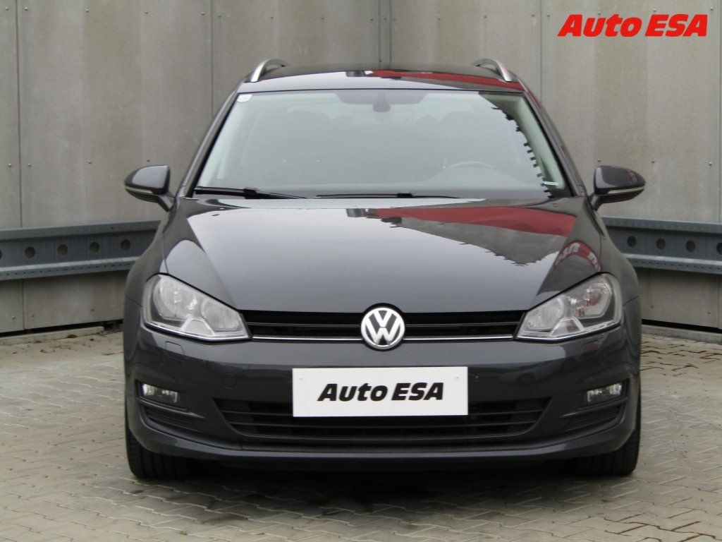 Volkswagen Golf, 2.0 TDi,Klima - fotka 2