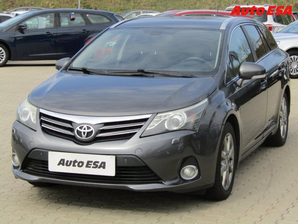 Toyota Avensis, 2.0 D4-D,1.maj,ČR,Bixen - fotka 3