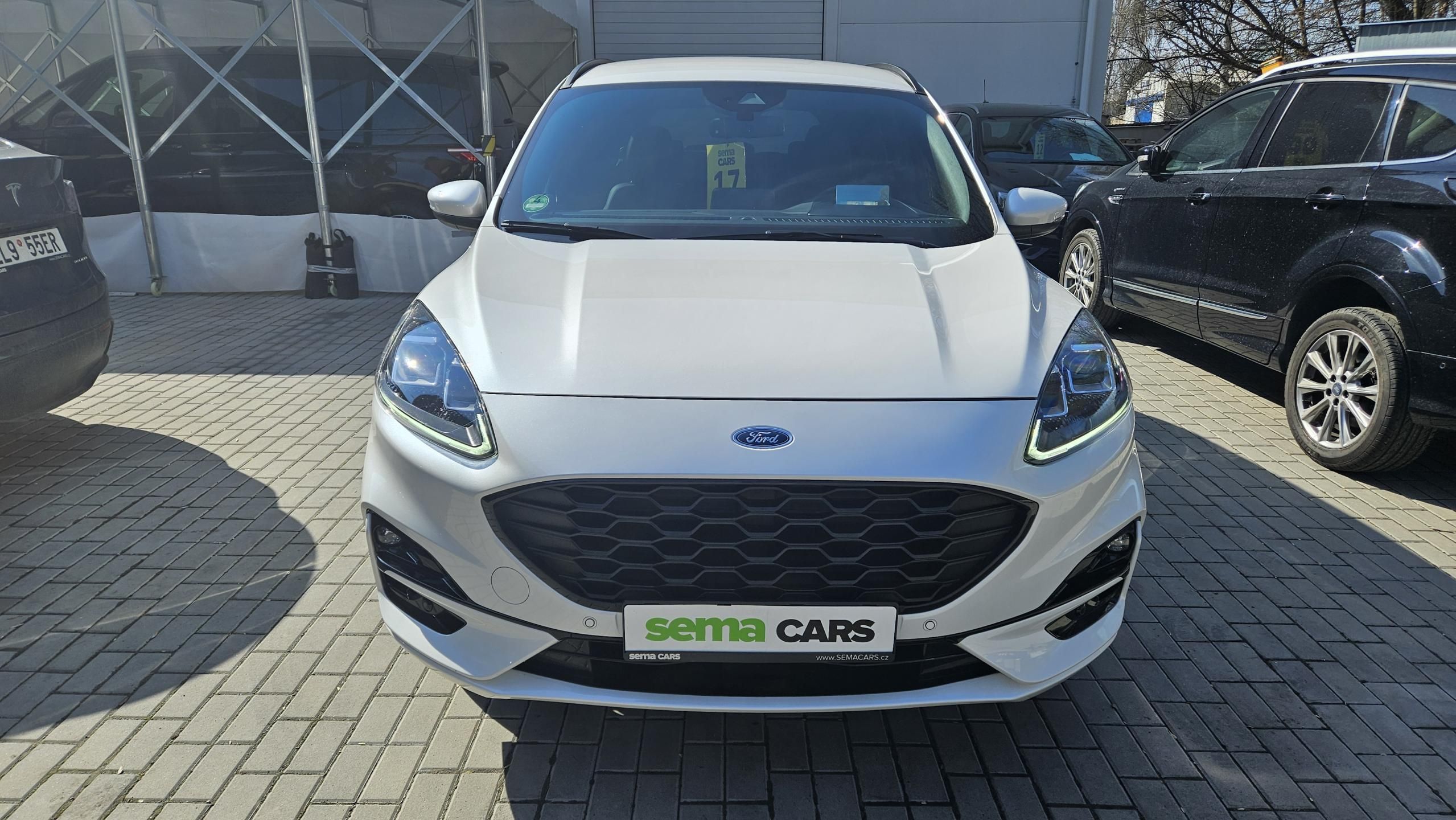 Ford Kuga, 2.0 EB 140kW ST-line 4x4 AT8 - fotka 3