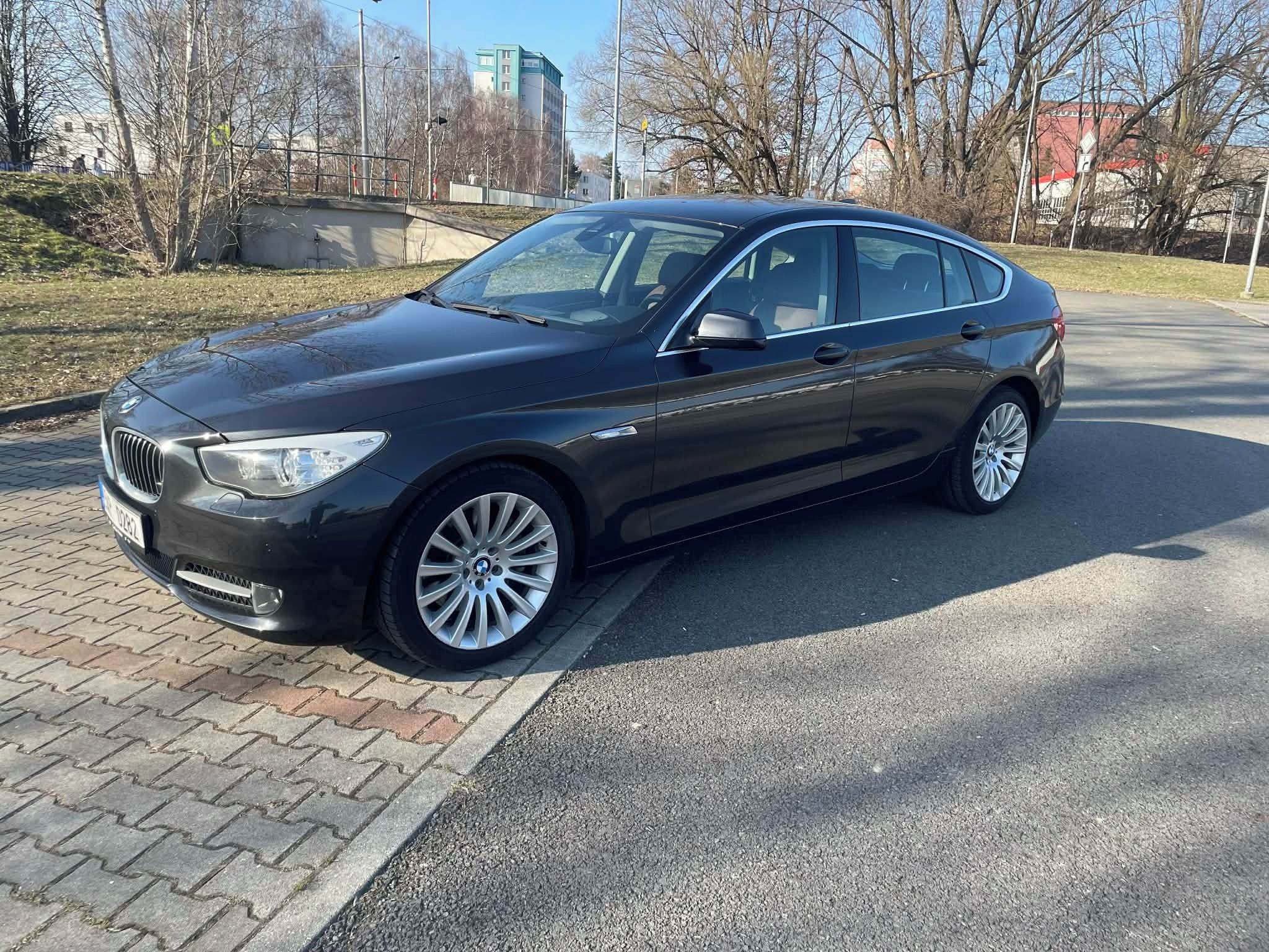 BMW Řada 5, GT 3.0d 530d xDrive - fotka 4