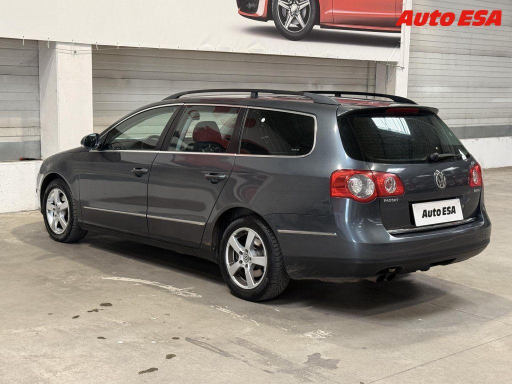 Volkswagen Passat, 2.0 TDI,ČR,AC,xenon - fotka 4