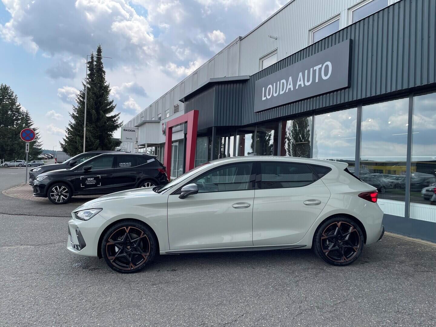 Cupra Leon, 1.5 eTSI 150k   110 kW - fotka 2