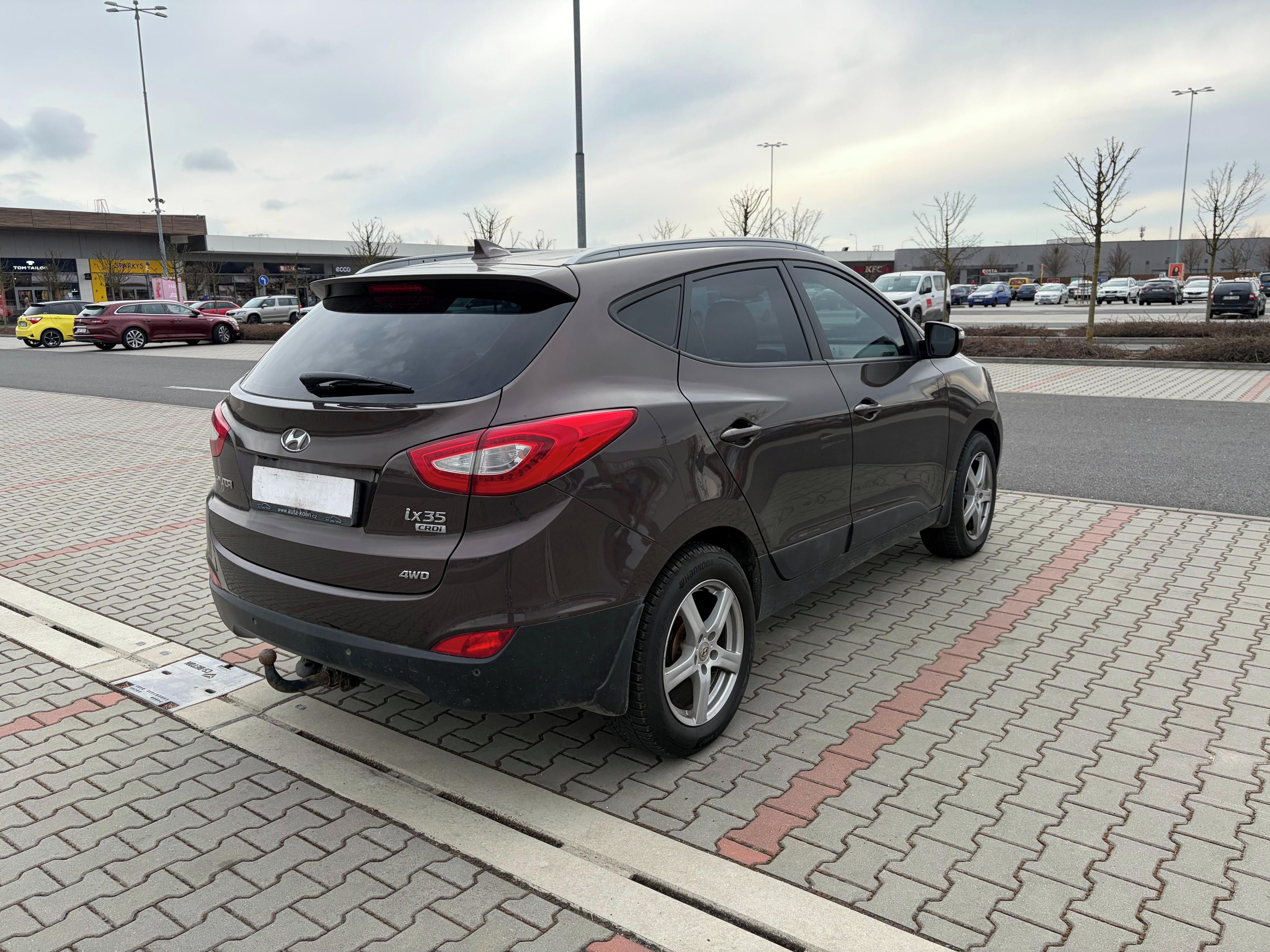 Hyundai ix35, 2.0 CRDi 100kw 4x4 ČR DPH - fotka 3