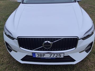 B4 AWD Momentum Pro