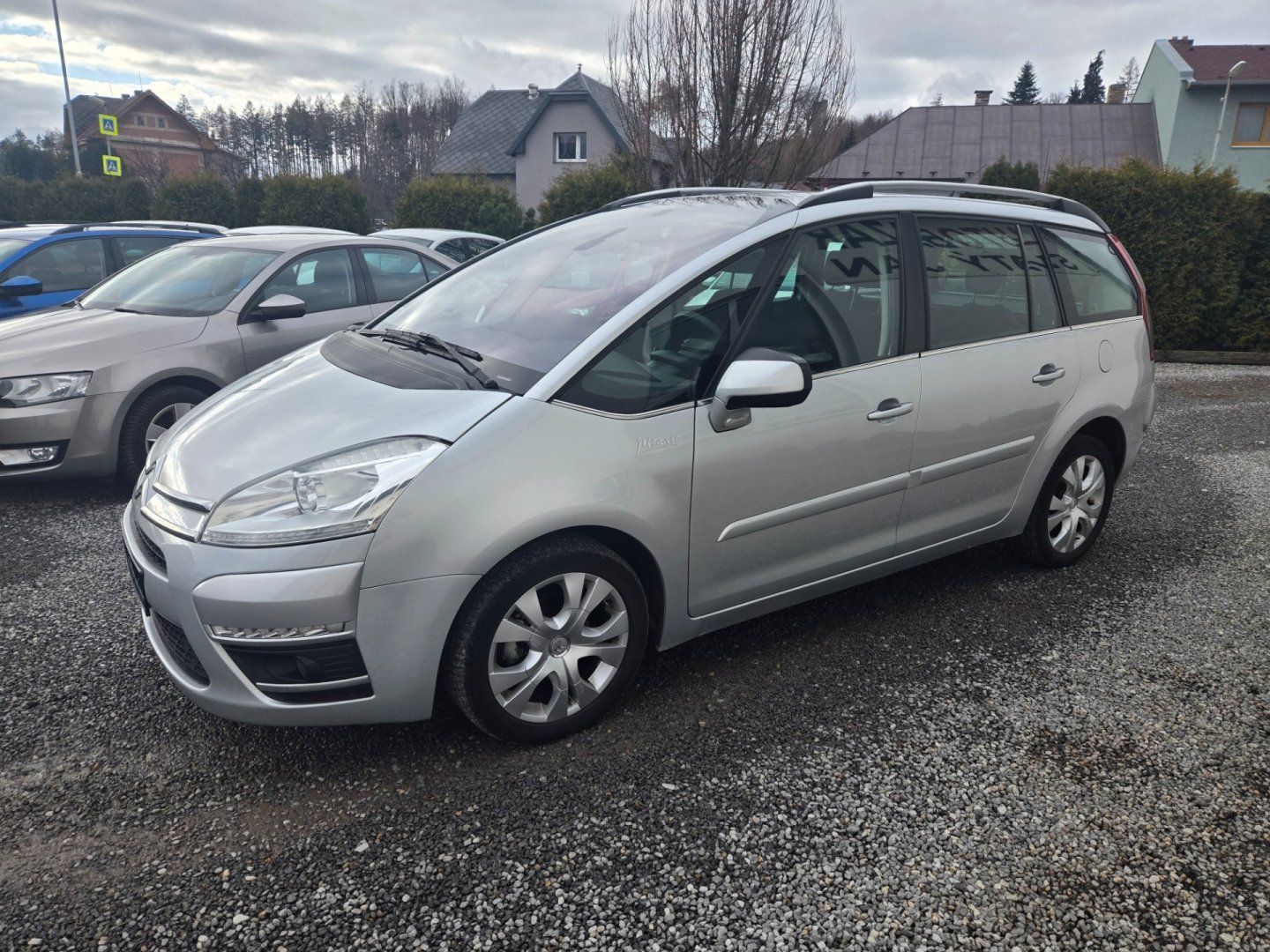 Citroën Grand C4 Picasso, 1.6 HDI 7 míst - fotka 4
