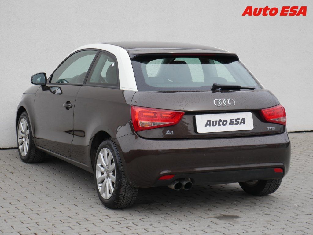 Audi A1, 1.4 TFSi,AC,park.asist - fotka 6