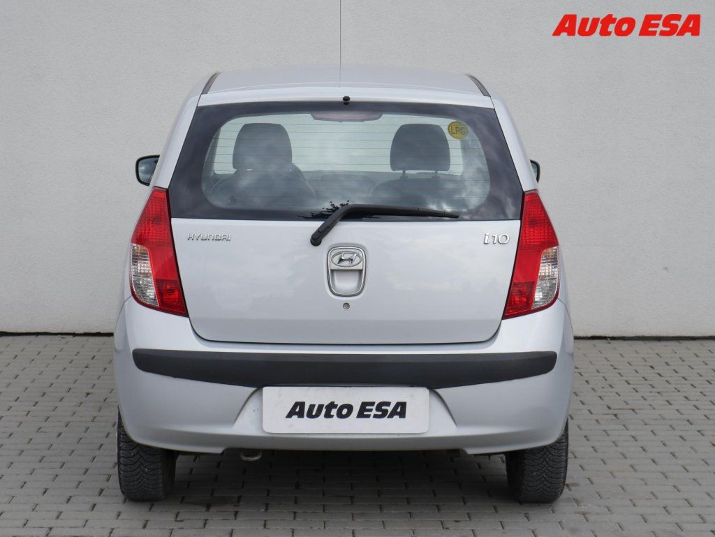 Hyundai i10, 1.1i,El.okna - fotka 5
