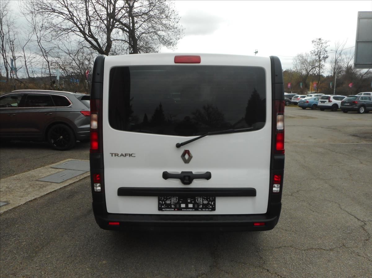 Renault Trafic, 2,0 DCi 9 MÍST - fotka 6