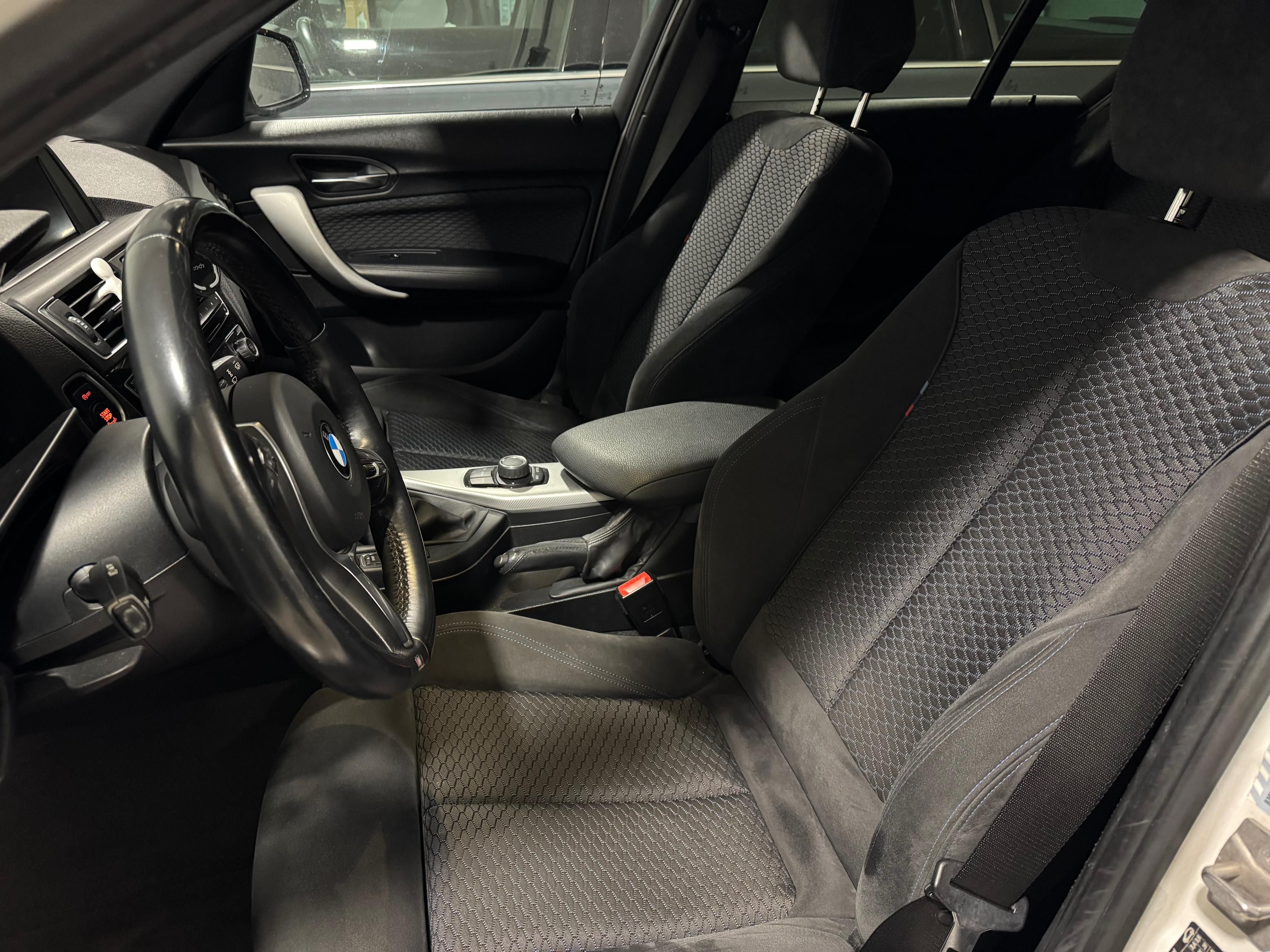 BMW Řada 1, BMW 116i, benzín - fotka 4