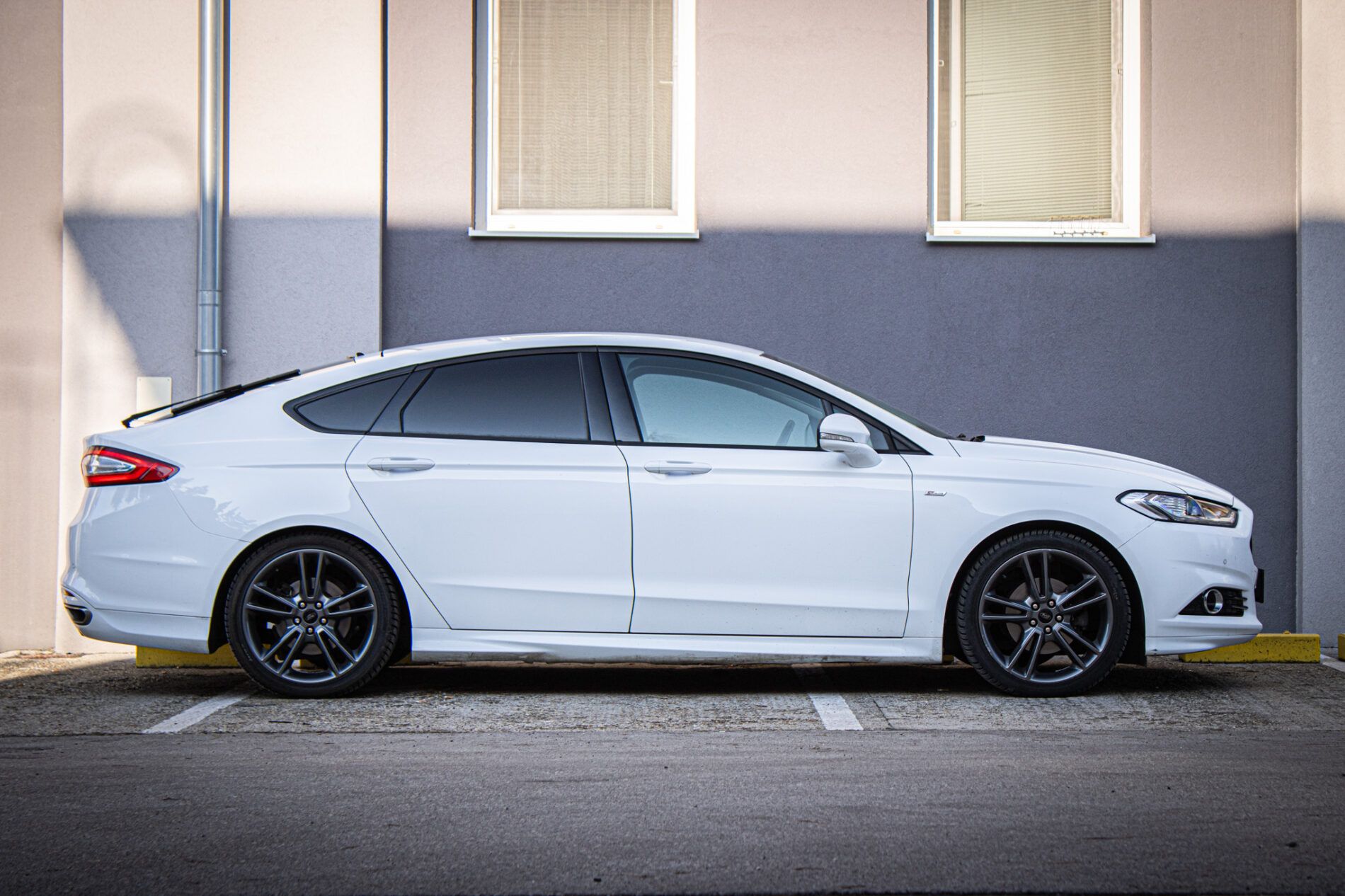 Ford Mondeo - fotka 4