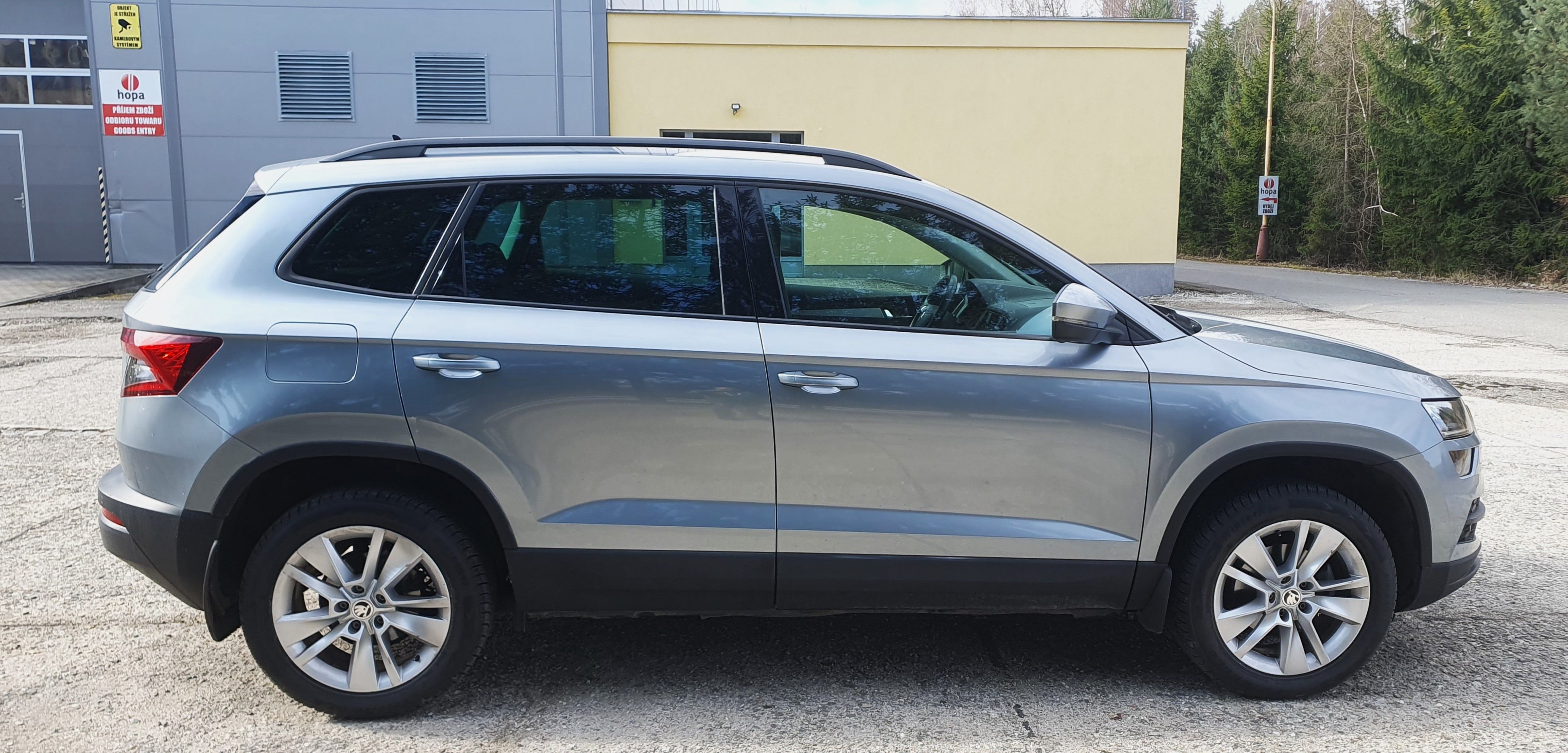Škoda Karoq, 1.0 TSI Executive, Full LED. - fotka 6