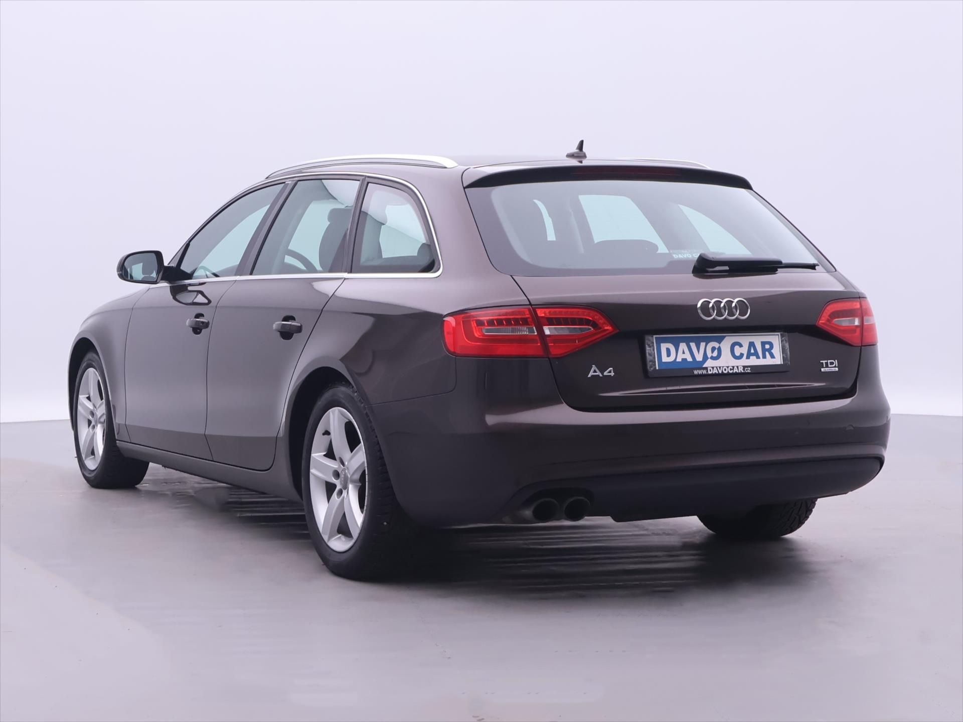 Audi A4, 2,0 TDI 110kW quattro Aut.klim - fotka 5