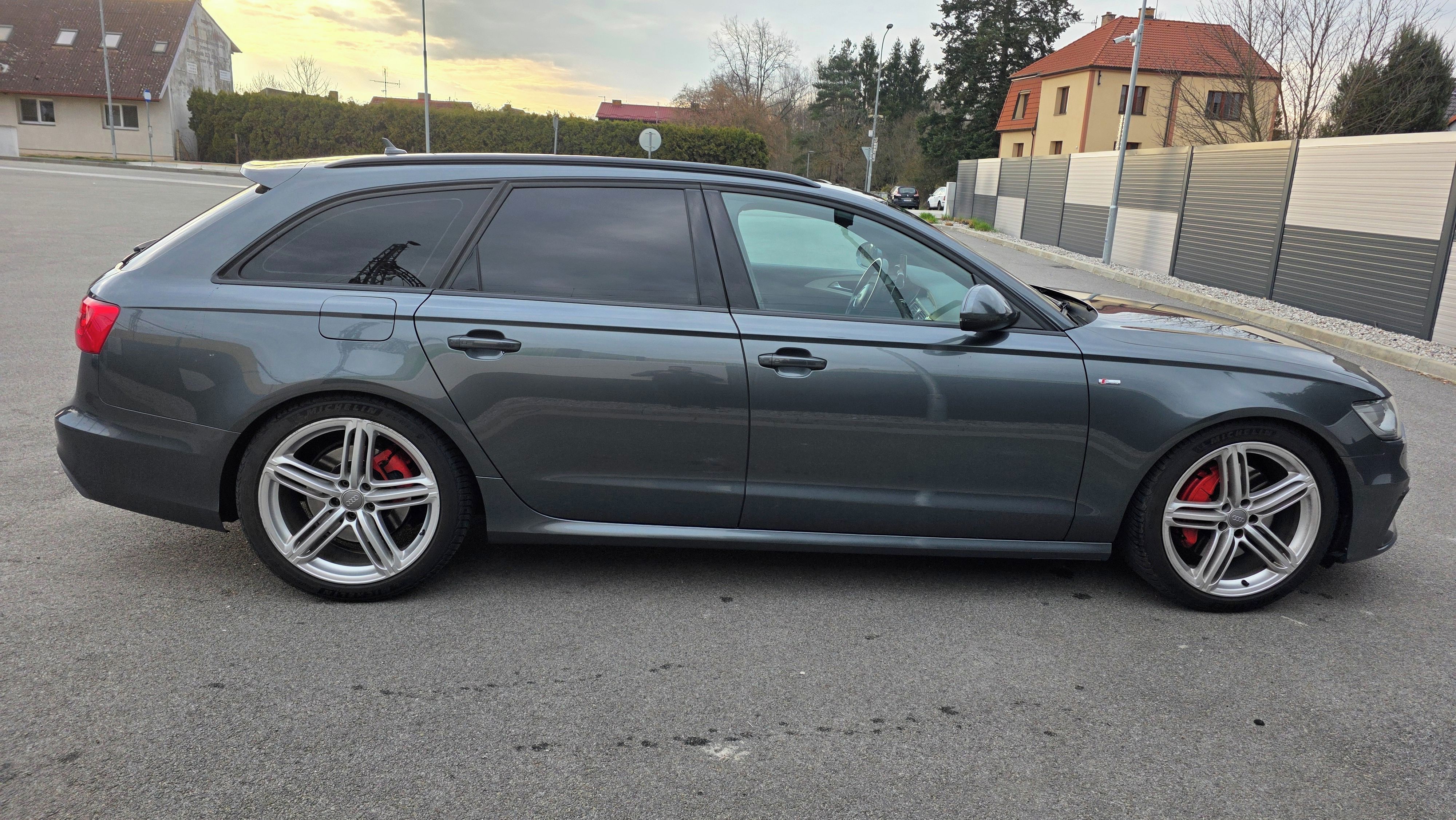 Audi A6 Avant - fotka 4
