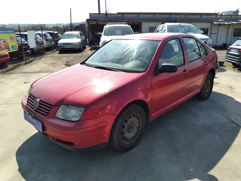Volkswagen Bora, 1.9 TDI 66kW ČR,1.MAJITEL - fotka 3