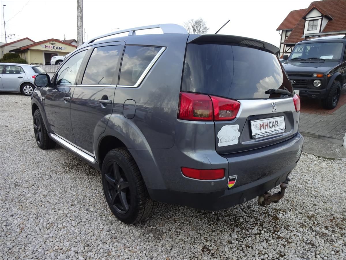 Peugeot 4007, 2,2 HDI 115kW 4x4 - fotka 5