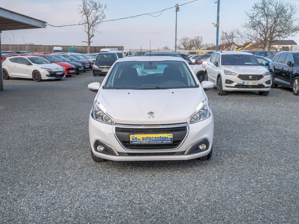 Peugeot 208, ČR 1.6HDI 55KW – SERVISKA - fotka 2