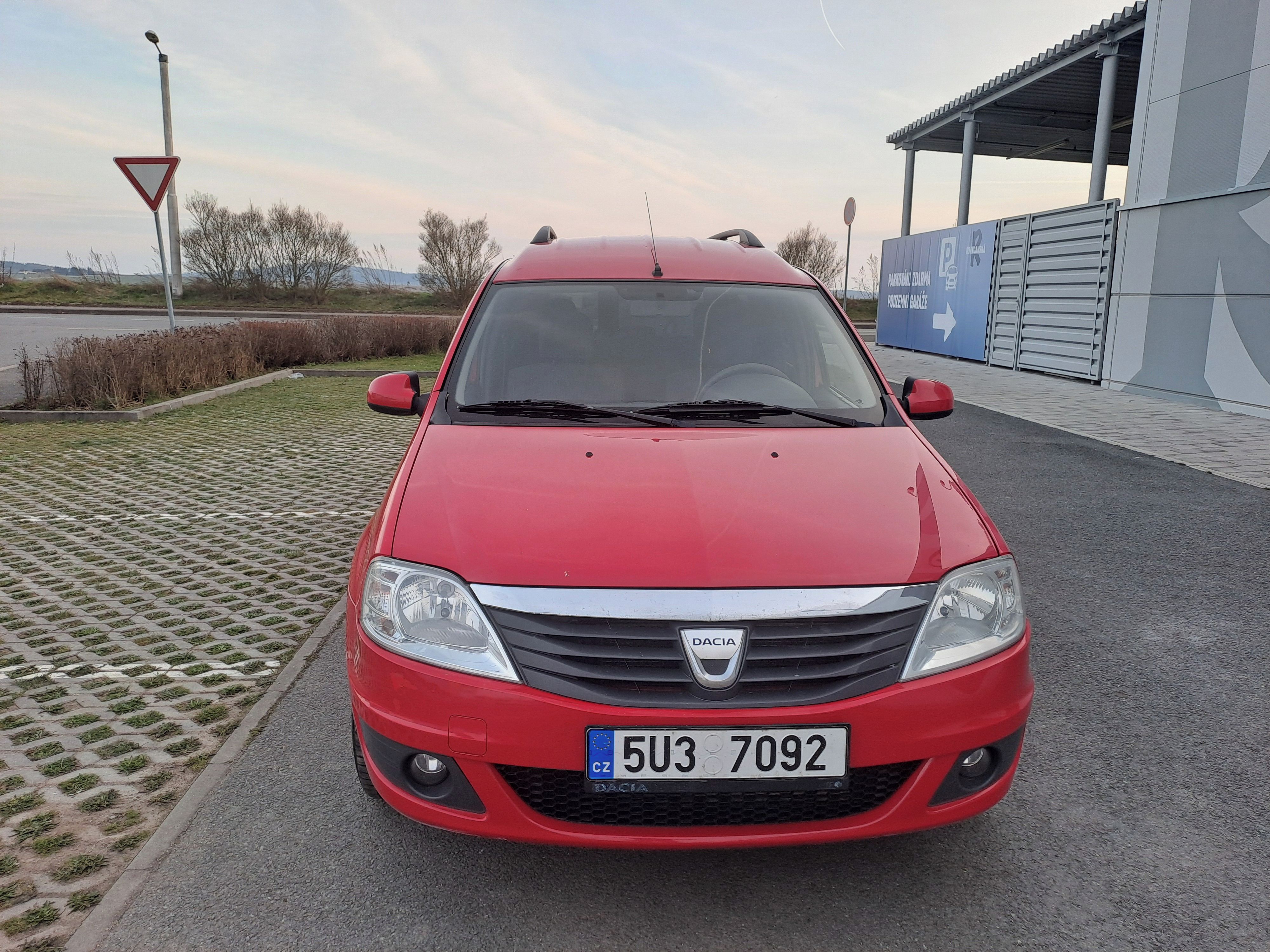 Dacia Logan, 1.5DCI 2.MAJ SPOLEHLIVÉ AUTO - fotka 2