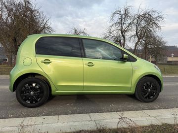 55kw 5dv. 1.maj.vyhřív.sedačky