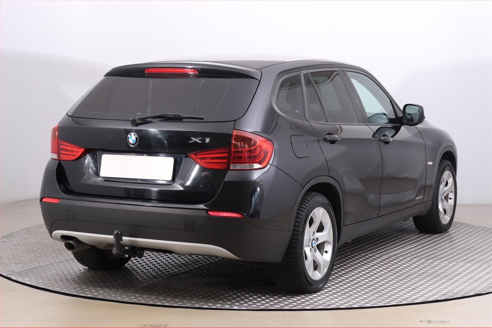 BMW X1, xDrive20d, 4X4 - fotka 5