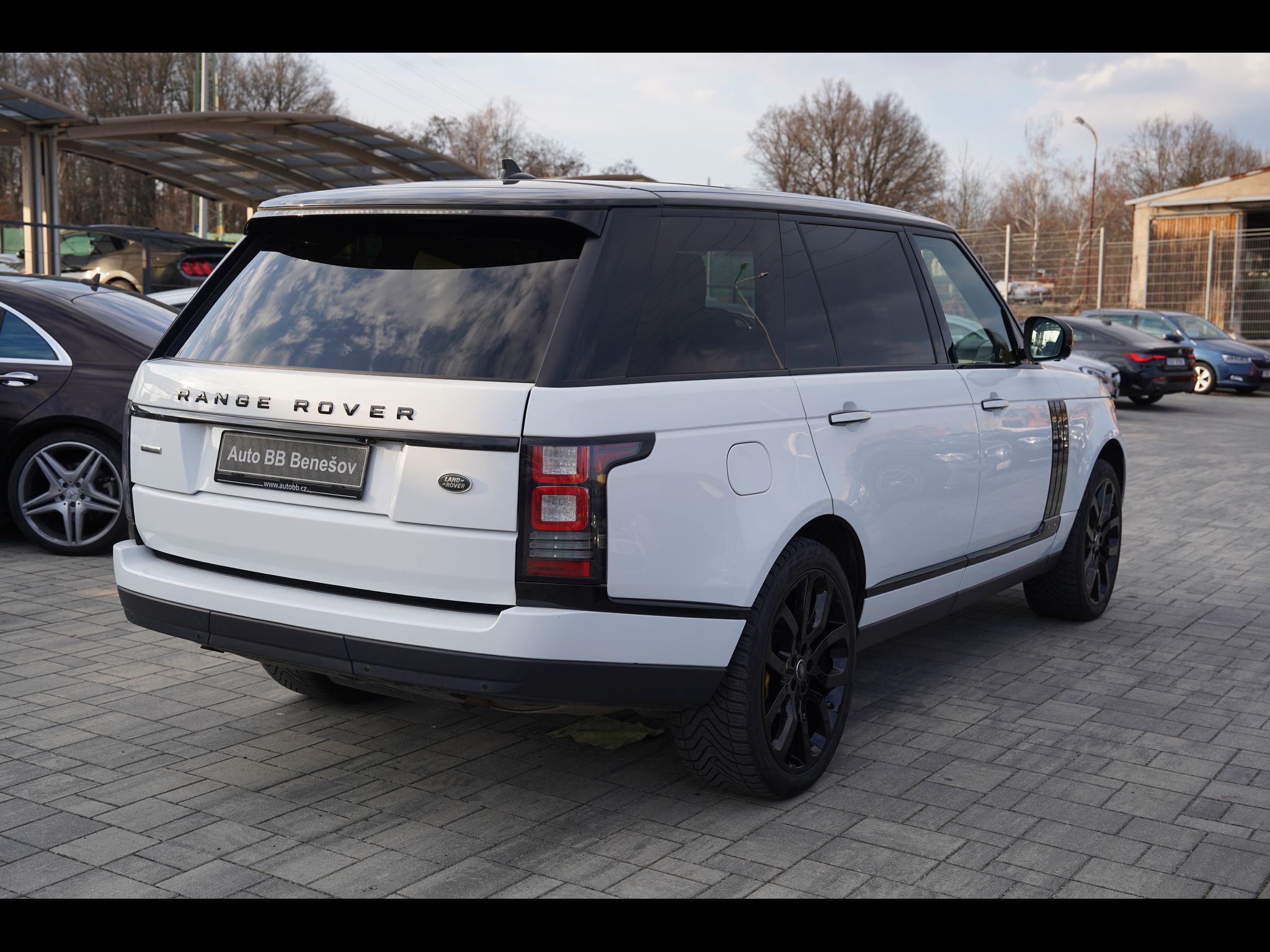 Land Rover Range Rover, 4.4 SDV8 LWB  Autobiography - fotka 6