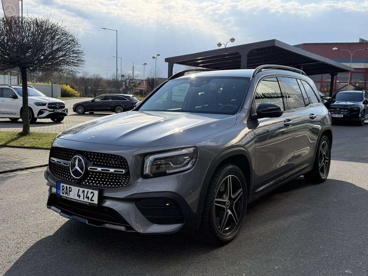 Mercedes-Benz GLB, 220 d 4MATIC - fotka 4