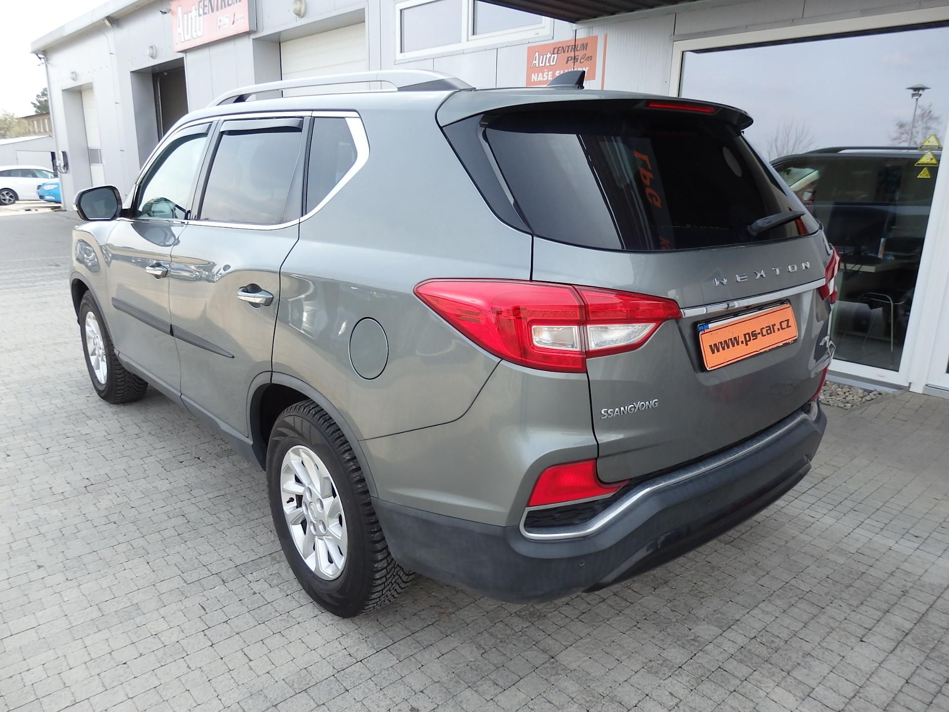 SsangYong Rexton, 2.2 D 133 kW 4WD NAVIGACE - fotka 5