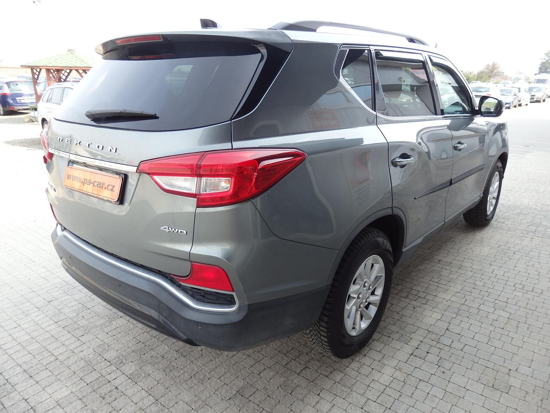 SsangYong Rexton, 2.2 D 133 kW 4WD NAVIGACE - fotka 4