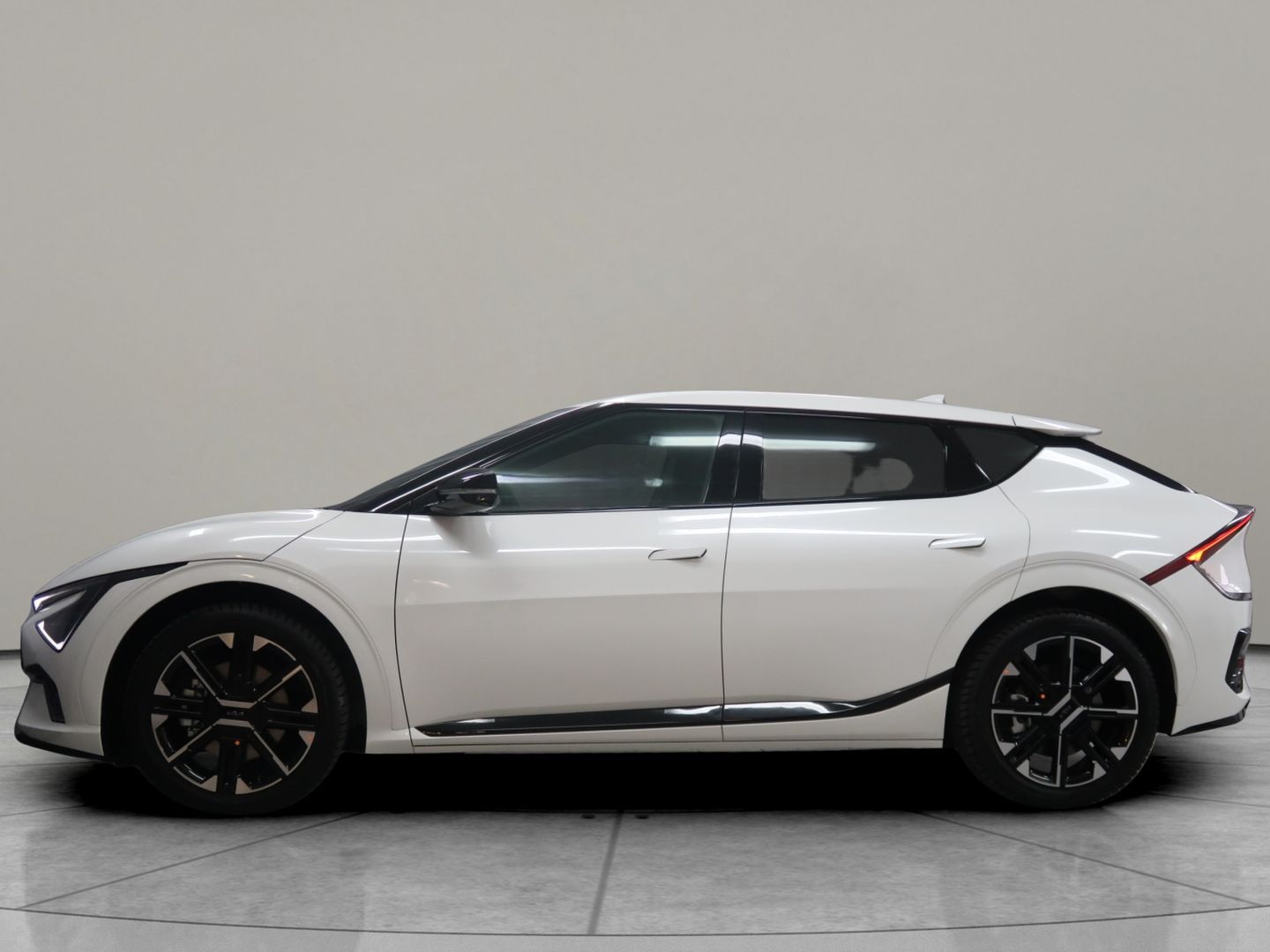 Kia EV6, GT-line - K odběru IHNED - fotka 5