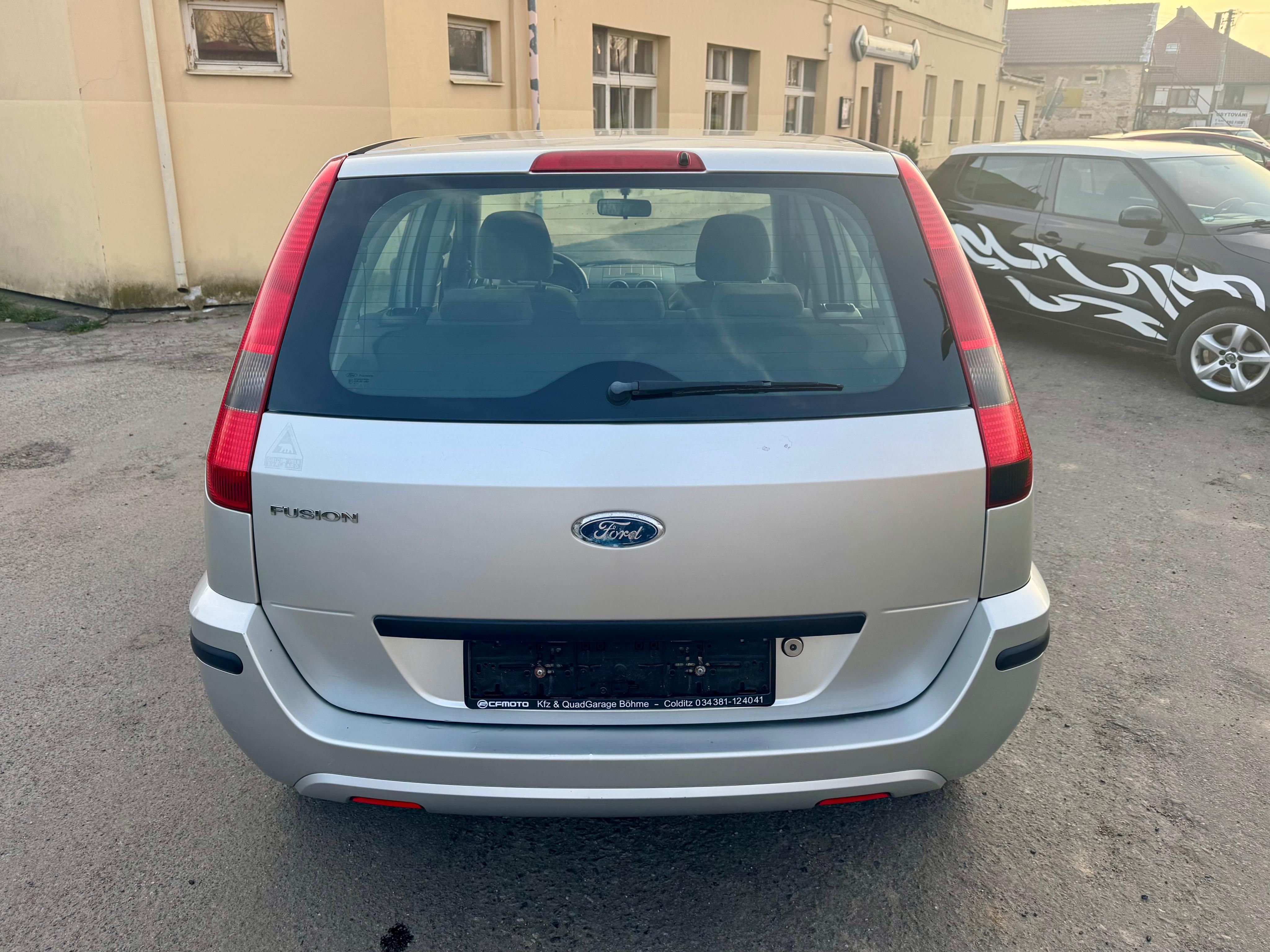 Ford Fusion, 1.6i 74kW.Klima. - fotka 6