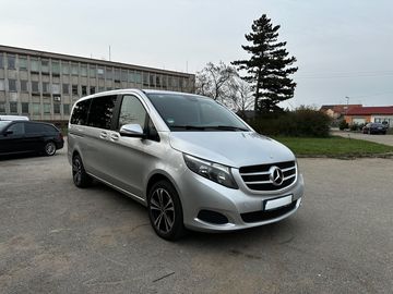 Mercedes-Benz v220d Long