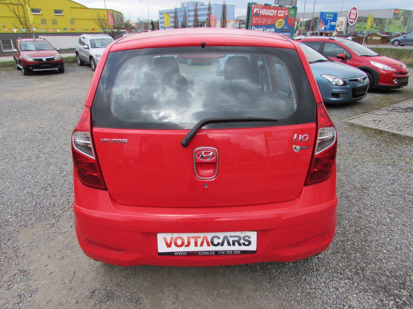 Hyundai i10, 1.1i 51kW, nová STK, klima - fotka 6